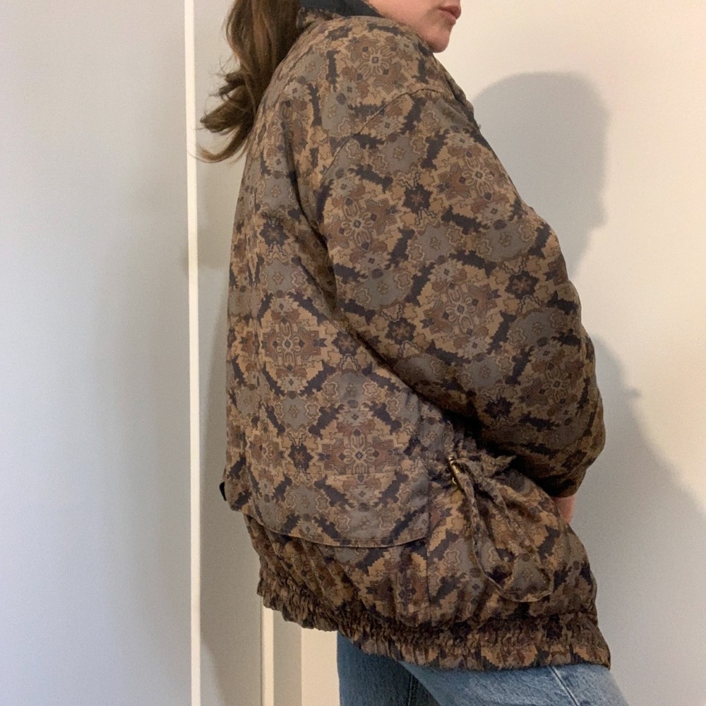 VINTAGE printed puffer jacket